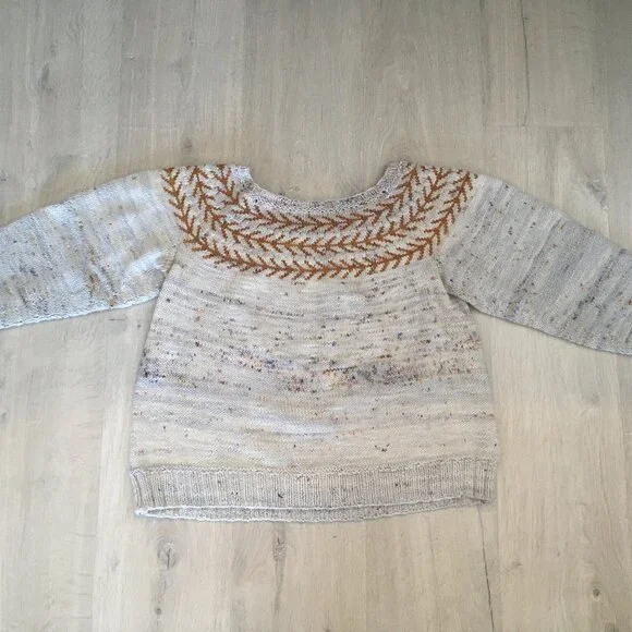 Handknit wool sweater - Picture 1 of 4